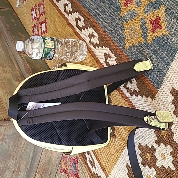 Coach Court Mini Pebble Leather Backpack Bag Lime green C8603 - Picture 3 of 8